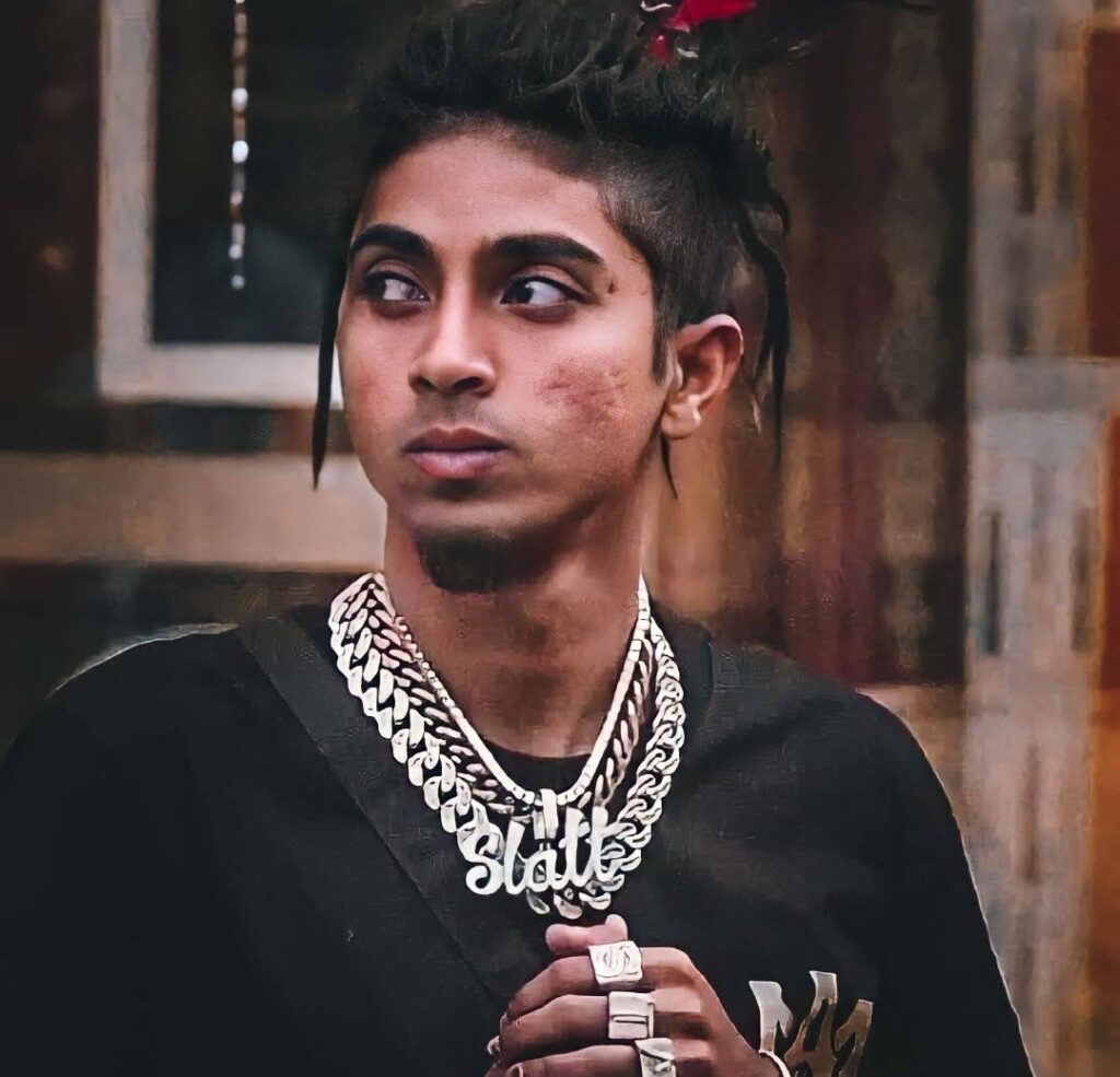 Congrats .<a href="/MCStanOfficial/">MC STAN</a> For Winning #BiggBoss16    Trophy 

MC STAN JEETNA MANGTA
#TrophyPtownAyegi