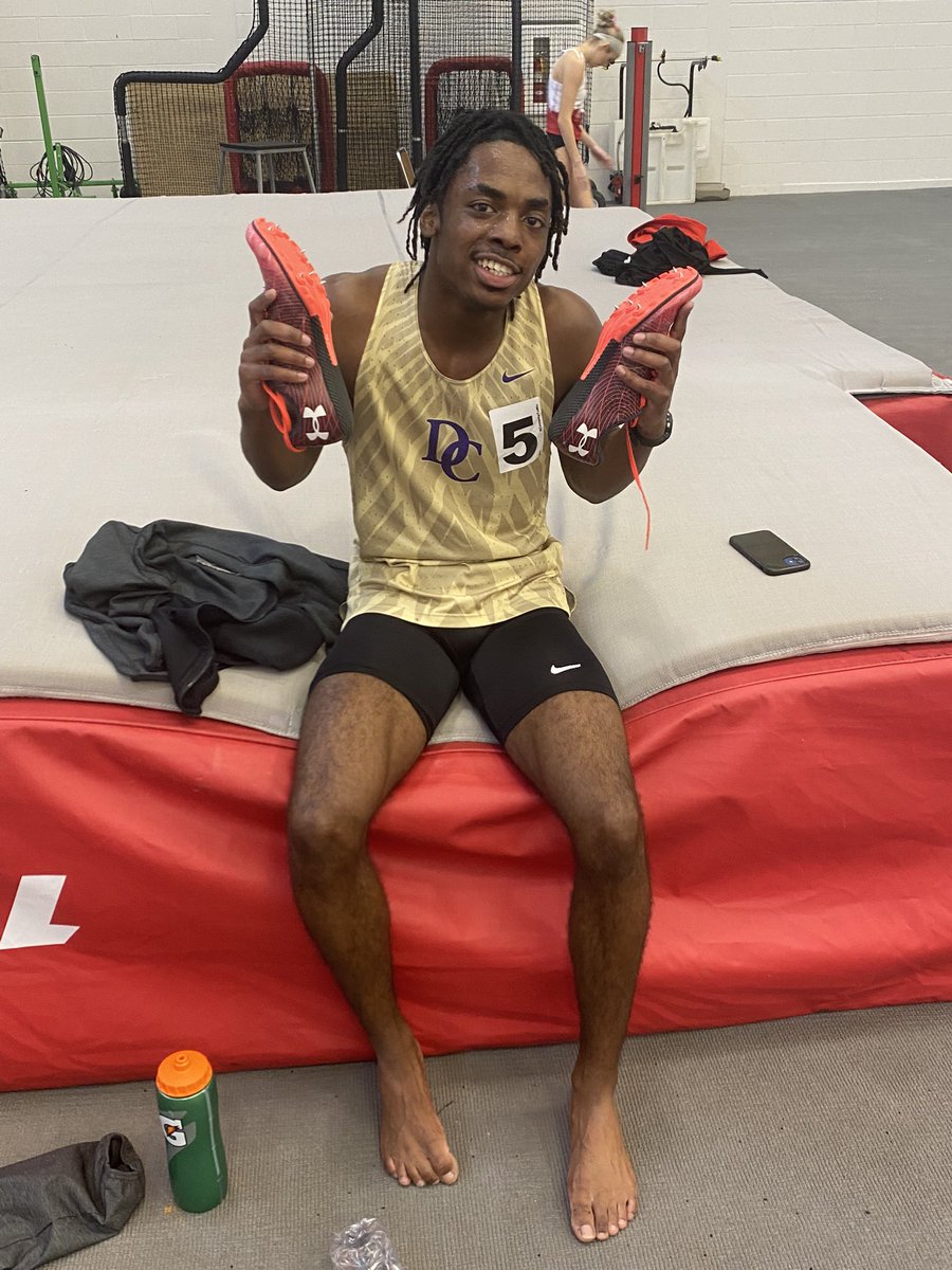 CoachAjStall's tweet photo. Marlon, he won his heat in the Men’s 400, and became the conference leader AND school record holder in the 400m!!!

Still has many big races left in him this indoor season!!! https://t.co/UFkttocijQ