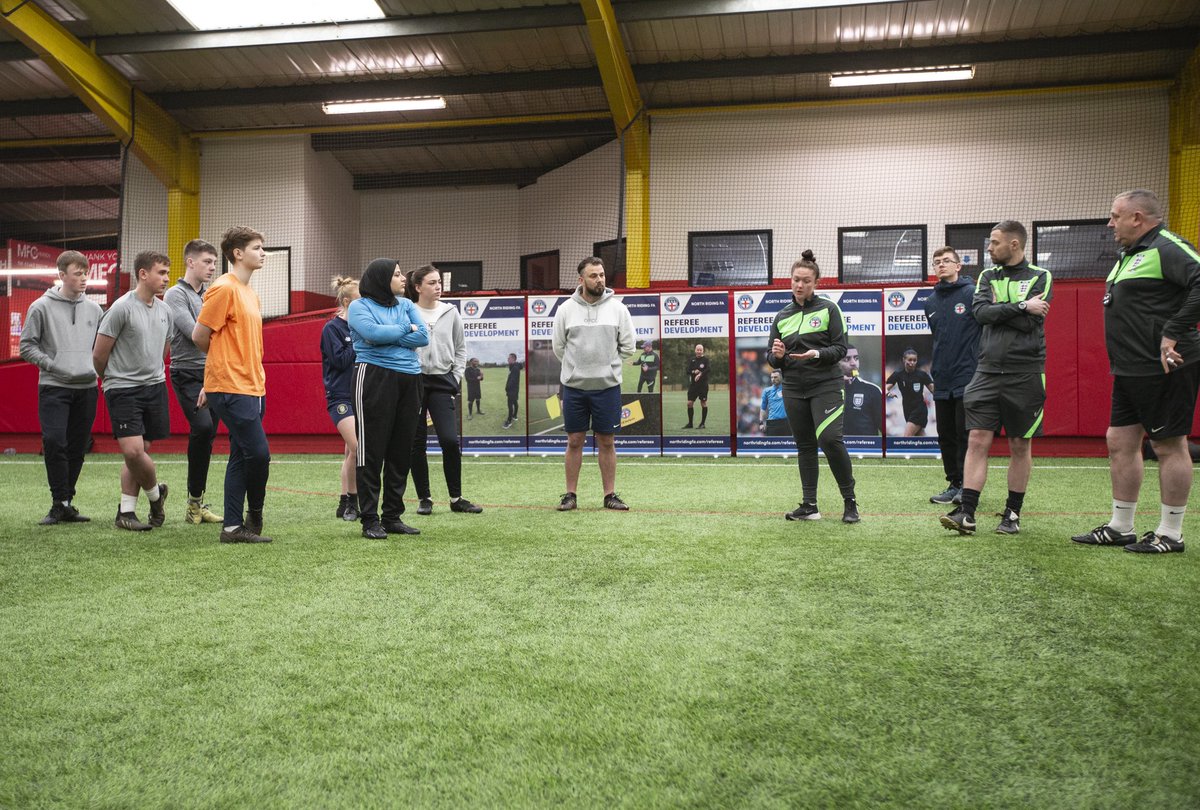 NorthRidingFA's tweet photo. REFEREES COURSE | A fantastic day delivering our final @FARefereeing course of the season. 

Nearly 130 new referees trained this season 🤝

Fantastic engagement &amp; great to see such a diverse course with lots of positive energy 👏

Good luck to our new referees! 

#NRCFAREFDEV https://t.co/kuaTAv6a4u