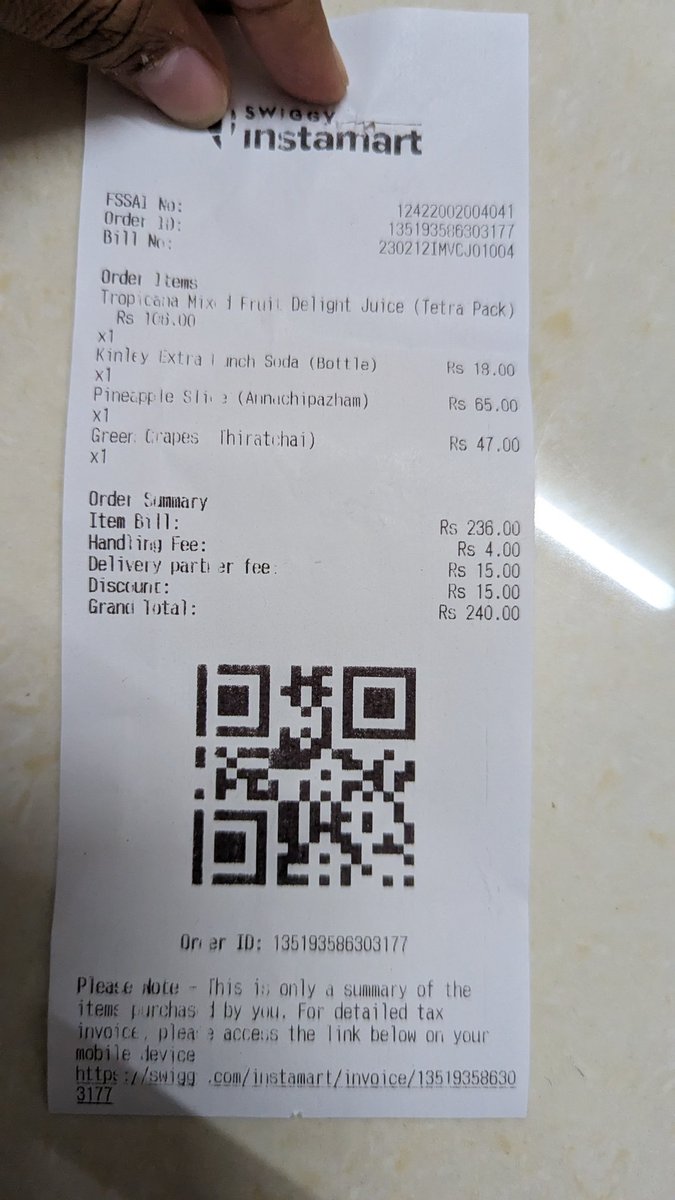 InfantSujith's tweet photo. @SwiggyCares  Only at Swiggy Instamart do rotten goods exist. I can smell rotten if I open the box itself. How does it get to the final consumer. https://t.co/OQqZNHOOMy