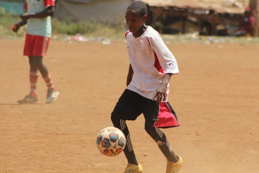 moskisa_tz's tweet photo. ⚽️🥳MOSKISA U15 (9-1) YOUNG BOYS U17

A talented group of children from different streets of #Moshi who play in MOSKISA FOOTBALL ACADEMY #moskisa⚽️🇹🇿 won an entertaining #football match using its unique style called “Pira Paracado” (Moskisa style of play) 😉

#Tanzania https://t.co/gI8waZvzMz