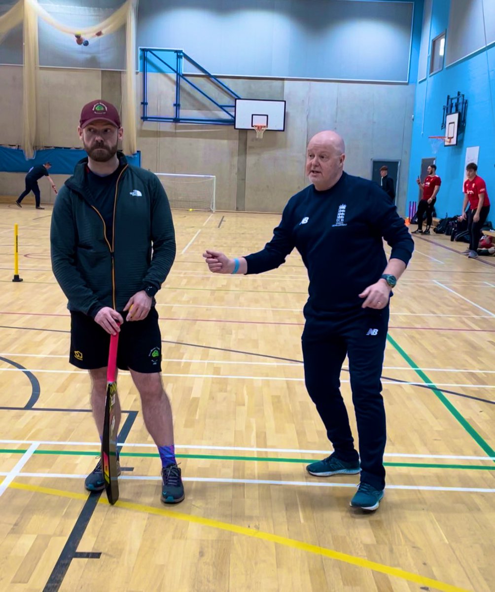 jcon_11's tweet photo. @ECB_cricket core coaching Sunday school with the main man @kev_gresham brilliant batting and wicket keeping sessions today @RWilkinsonYCB @YorkshireCCC @CawthorneCC #sundayschool #corecoach #cricketcoach https://t.co/dXduDi6oGN