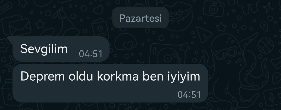 diyaliizz's tweet photo. Günlerdir bu mesajı aldığım için şükrediyorum. Ya bişey olsaydı düşüncesinden çıkamıyorum. Allahım sen sevdiklerini kaybedenlere sabır ver https://t.co/90WV17NZQZ