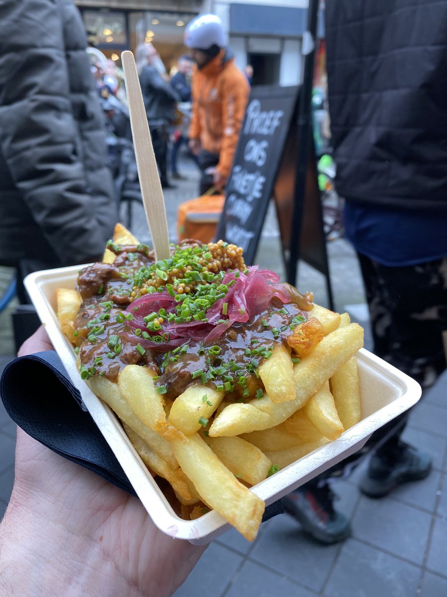 vakantaseren's tweet photo. Altijd weer gezellig in Maastricht. En nu weer terug #neercanne https://t.co/fAZXc9dT0P