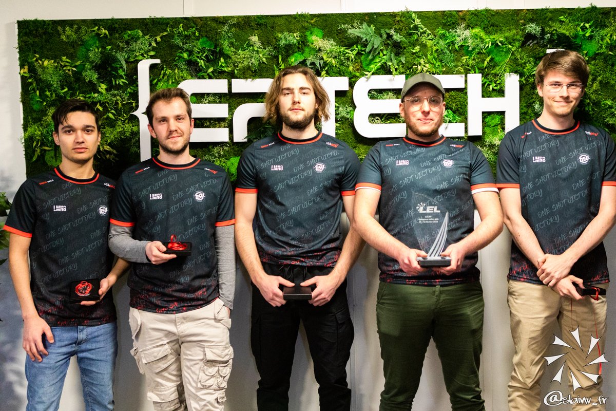 LEL_Lyon's tweet photo. Félicitations à nos grands gagnants @OservEsport qui ayant fini 1er de l'arbre Pro remporte le titre de gagnant de cette #LEL5 🏆 https://t.co/SKvkA40dvs