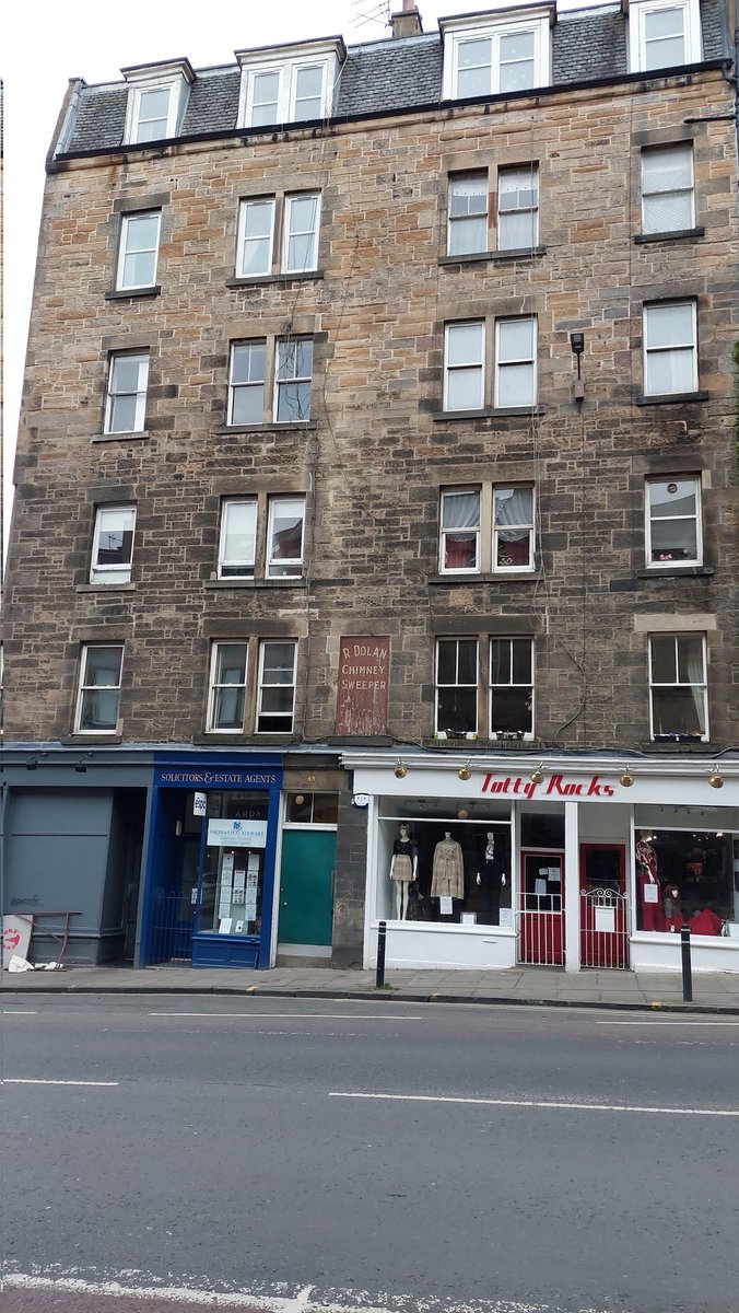 aljaroo1874's tweet photo. #GhostSign #BruntsfieldPlace #Edinburgh
R.Dolan #ChimneySweeper
#OldSigns https://t.co/H6yZxsdxBf