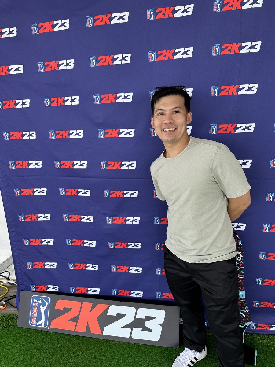 #2kwmloungesweepstakes