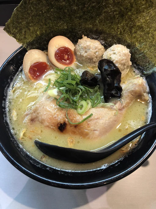 先週食ったラーメンを飯テロとして投下する。 