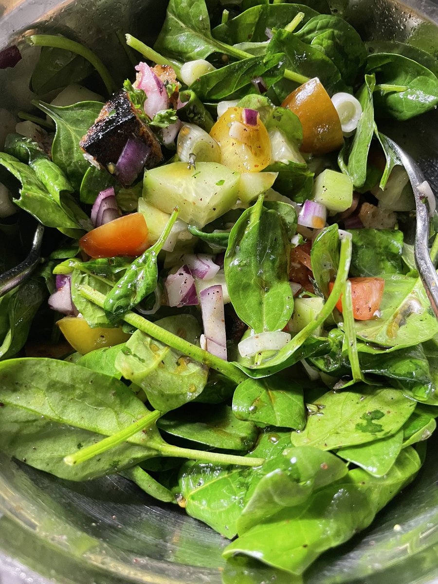 DanseusedeTango's tweet image. #fattoush salad for dinner 
bon appétit 😋