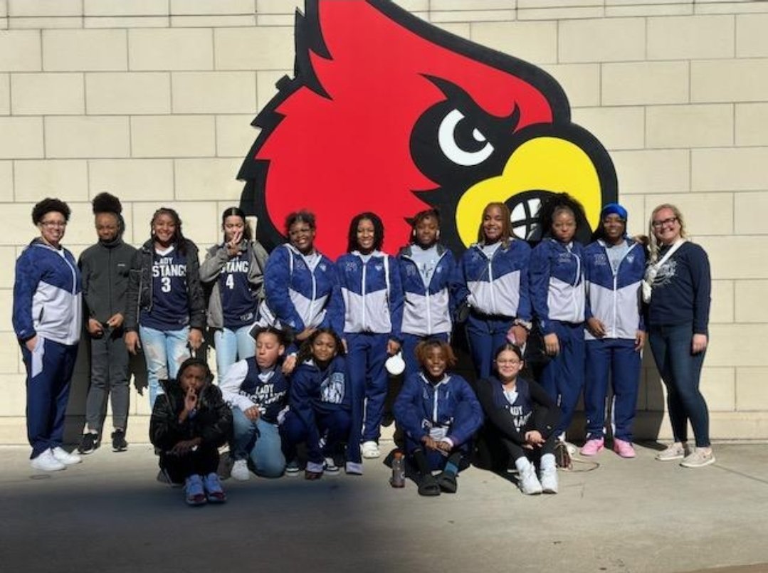 Moore_Athletics's tweet photo. All the Lady Mustangs, Middle and High, got invited to attend the Lady Cardinals game today. https://t.co/YiYxNjnGAE