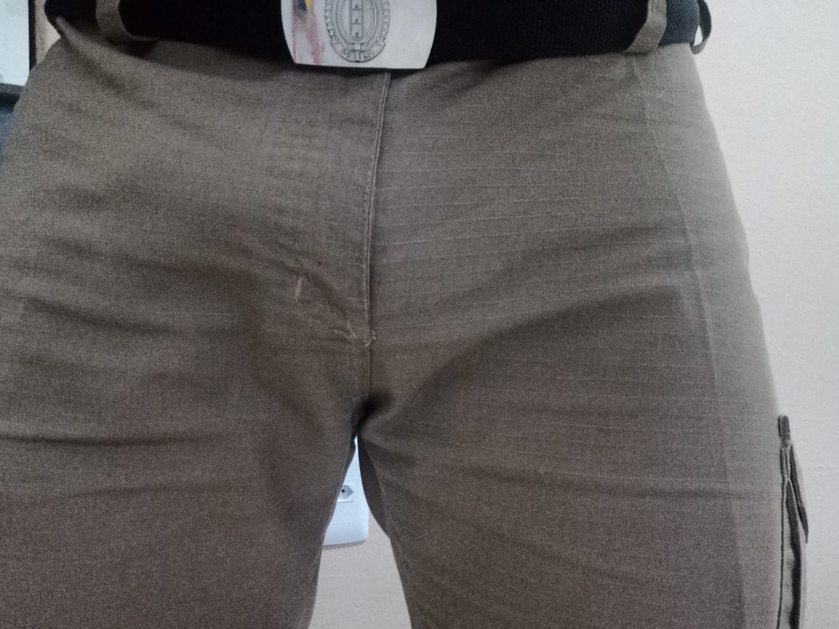 ScorpioKingR's tweet photo. Tesão não tem hora... tentando acalmar o bicho pra trabalhar... 🤦🏽‍♂️ https://t.co/LOgXW1XhPw