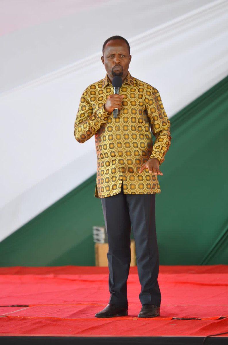 Governor George Natembeya is the only luhya leader who is fearless and doesn't know how to sugar-coat things. President Ruto should take @Natembeya_G advice seriously seems Kibdiki is on his own world.