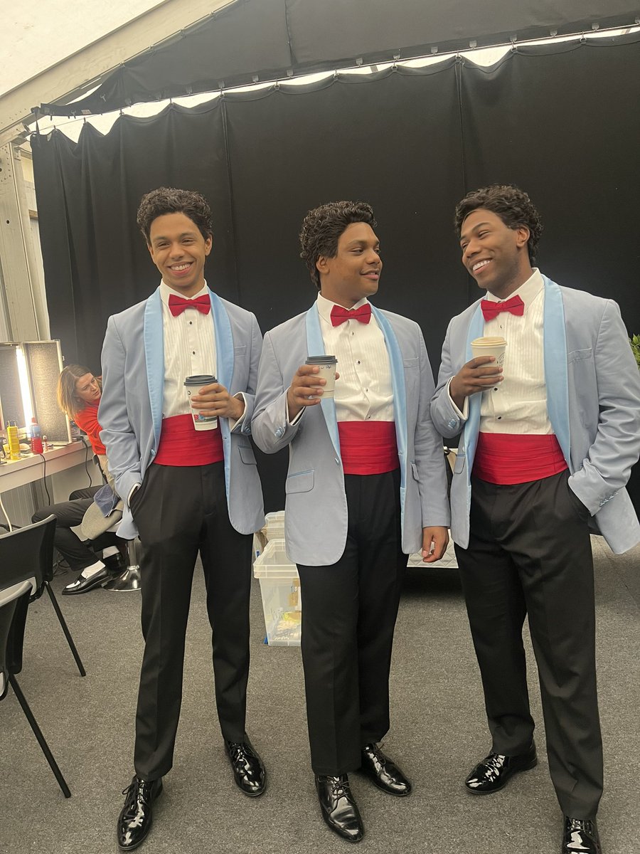 christaharris_'s tweet photo. A little BTS of BTTF at #DancingOnIce -- 1st photo is me + one of my oldest + closest pals from Uni (she doesn't have Twitter!), WORLDS colliding in the best way. So proud of ALL of the team + of course @BenMJoyce @tavio_wright @simeon_beckett @DylanG_J who smashed it ♥️ https://t.co/gHBeNDO0mR