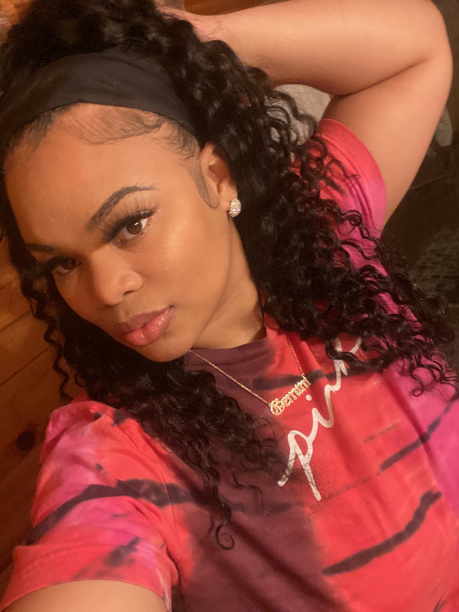 aliyah2113's tweet photo. It’s been while since I posted on here💗 https://t.co/4ywlO0oUjO