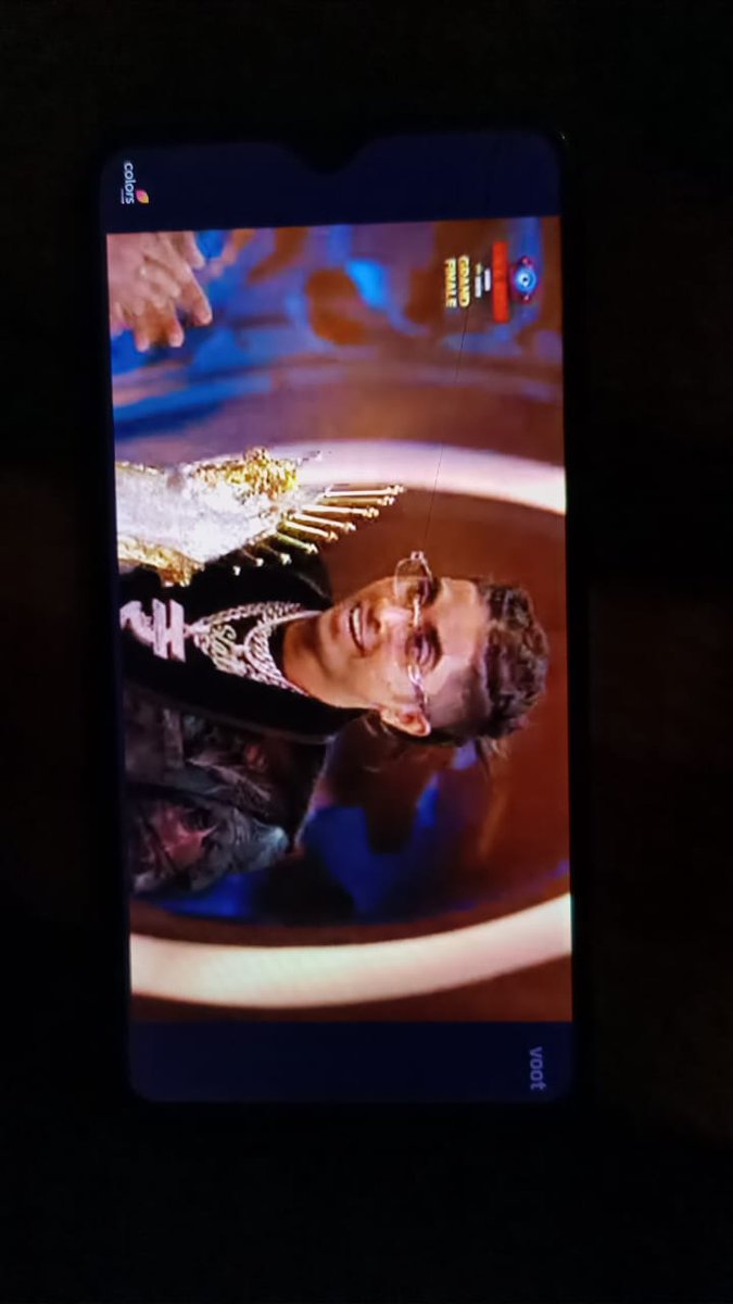 adil_x3's tweet photo. Haq se Won 🔥🔥🔥🔥🏆🏆🏆🔥🏆🔥🏆🔥🏆#mcstan #MCStan #BiggBoss16Finale https://t.co/SYfyB9eNZ5