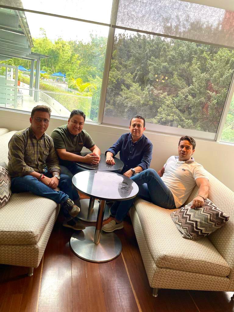 Conmarcap's tweet photo. Ya está muy cocinada la alianza de @misaelcadavidj @jamesgallego110 @alexflorezg #ProyectoRadical luego de incursionar sin éxito, de manera individual por una curul al Congreso, ahora irían juntos por una silla en la @asambleadeant Son cercanos a @Luis_Perez_G https://t.co/QMGtGVbIWA