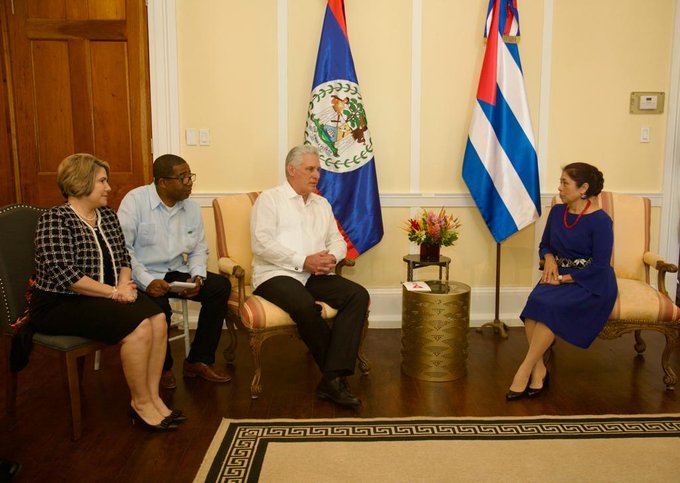 DrRobertoMOjeda's tweet photo. La visita oficial de @DiazCanelB a Belice marca un hito en la relación histórica entre nuestras naciones, confirmándose la importancia que concede #Cuba a los pueblos del Caribe y el interés por ampliar el intercambio y la cooperación mutua. https://t.co/otnJqjzvKG
