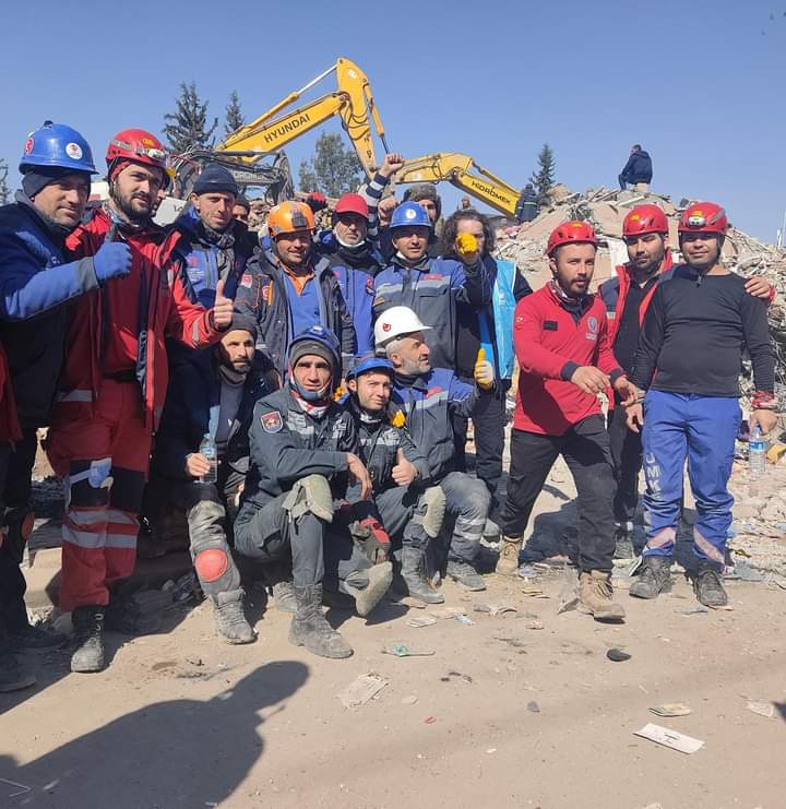 7th day of the terrible earthquake, a group of rescuers from 🇦🇲, 🇹🇷 and the 🇺🇸 rescued 2 girls from the ruins, Turkish MP Garo Paylan reports.

Turkey's closest ally, Azerbaijan, continues the blockade in Nagorno-Karabakh, where 30,000 children were held hostage.
#ArtsakhBlockade