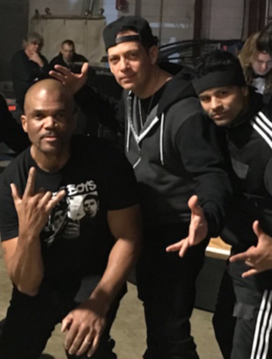 IvanFlipzVelez's tweet photo. #KingDmc π-Today I Celebrate YouβΌοΈ #RunDmc 2/12/2023
πΈ- #KennedyCenterHonors 2017βΌοΈ #BlackHistoryMonth
#SuperBowl #IvanFlipzVelez
@ztrip https://t.co/3huNaIwxEG