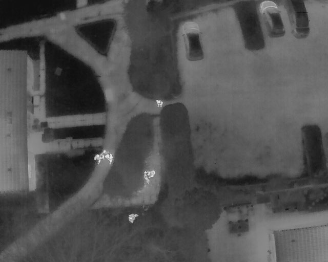 dronesWMP's tweet photo. Drone requested to assist @SolihullPolice @WMPDogs @StAlphegeWMP in searching for suspects who made off from a stolen motor vehicle #PDJett and handler directed into a heat source and offender detained #dronesforgood LDF/PH https://t.co/vf8Am1dat3
