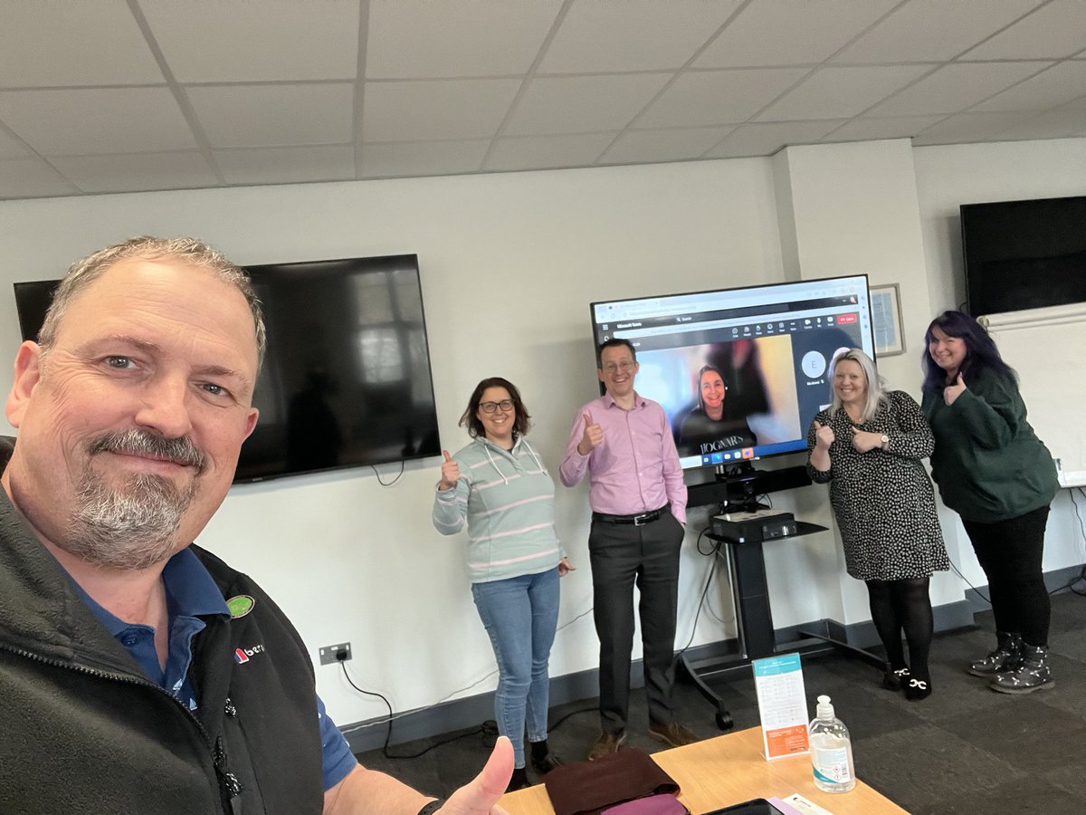 LincsPolUNISON's tweet photo. Hope it was a great weekend for everyone. Why not start the new week being inspired by @unisonlearning bought to you be the great @LearningLincs @unisontheunion #LearningReps @UNISONEastMids @UNISONEMidsLMD 💚 #Motivation https://t.co/9xEX1vKqpM