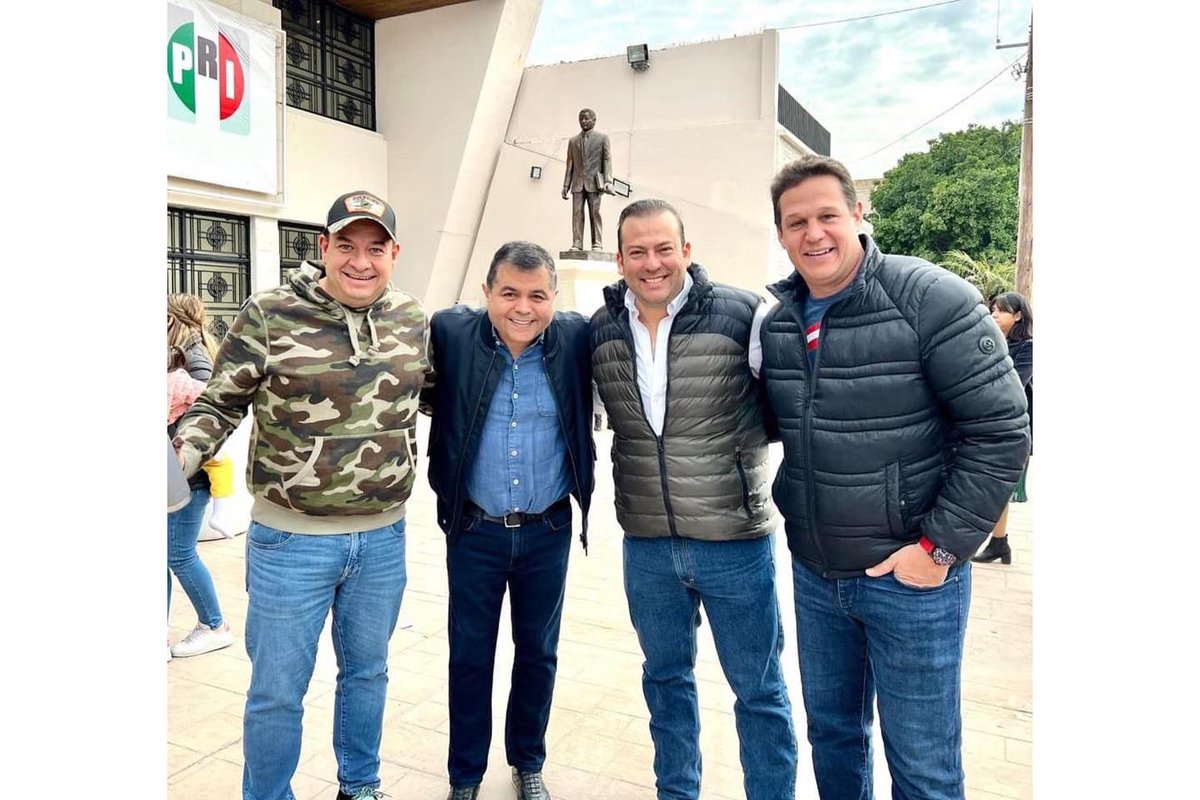 Hoy acudí a mi partido a votar por la seguridad de mi familia y el desarrollo de mi Estado. 
 Puro Pa’delante 
#ManoloGobernador #VoyContigo