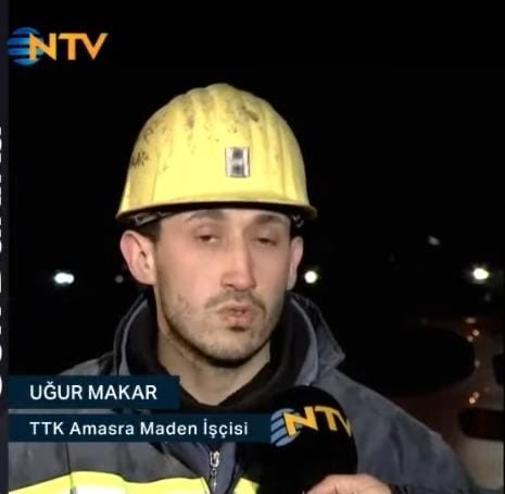 izzetsoyuer's tweet photo. Muhabirin sorusu: “Tehlike anında canınızı düşünmüyor musunuz?”

Cevap: “Bizim canımız yok şuan.. Canımız Türkiye…” 🇹🇷 https://t.co/ymNE8YVDNO
