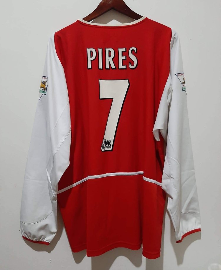 Still available. Pires Arsenal Invincibles Long sleeve. XL £150 shipped. RT’s appreciated. <a href="/shirt_x/">The Shirt X-change</a> <a href="/_FullKitWankers/">FKW</a> <a href="/PlugThefootball/">ThefootballPlug</a> <a href="/dawesy2801/">Paul Dawes</a> <a href="/arsenalkitgeek/">The_arsenal_kit_geek</a> <a href="/TheAFCWay/">The AFC Way</a> <a href="/jacksonbosco/">𝕵𝖆𝖈𝖐𝖘𝖔𝖓</a> <a href="/ChrisRoberts8/">Chris Roberts</a> <a href="/shirt_arsenal/">Arsenal Shirt Cøllectörs 👕👕👕</a> <a href="/NathanPanter_52/">Nathan</a>