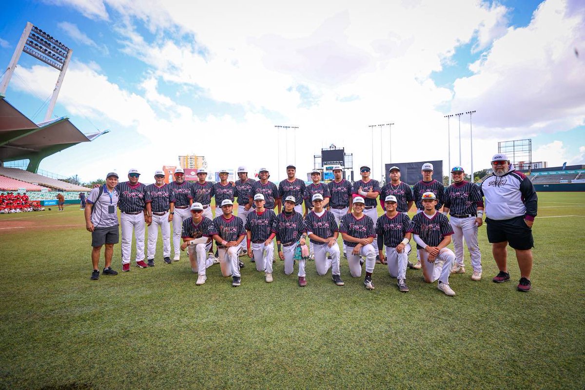 recreaydeportes's tweet photo. México 🇲🇽 consigue el 5to lugar tras  vencer 4 carreras a 2 a Estados Unidos- TVCA en el #DIBAT.

⚾️ El pitcher ganador fue Luis Olivarria tras lanzar la quinta entrada, sin permitir carreras ni hits. https://t.co/V2BnE5E7yn
