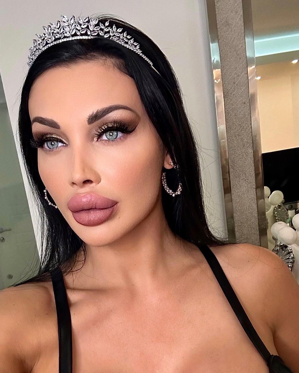 🔥Love milf 29k🔥 on Twitter: "RT @ALETTAOCEANXXXX: When he says, who do