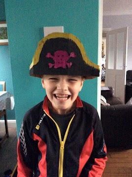 Peterstonps's tweet image. For the fifth challenge set by  @TaskmasterEdu  Ash class made hats made entirely out of recycled materials. This pirate hat was made out of a cardboard box!  #place2be #ChildrensMentalHealthWeek #CMHWTasking