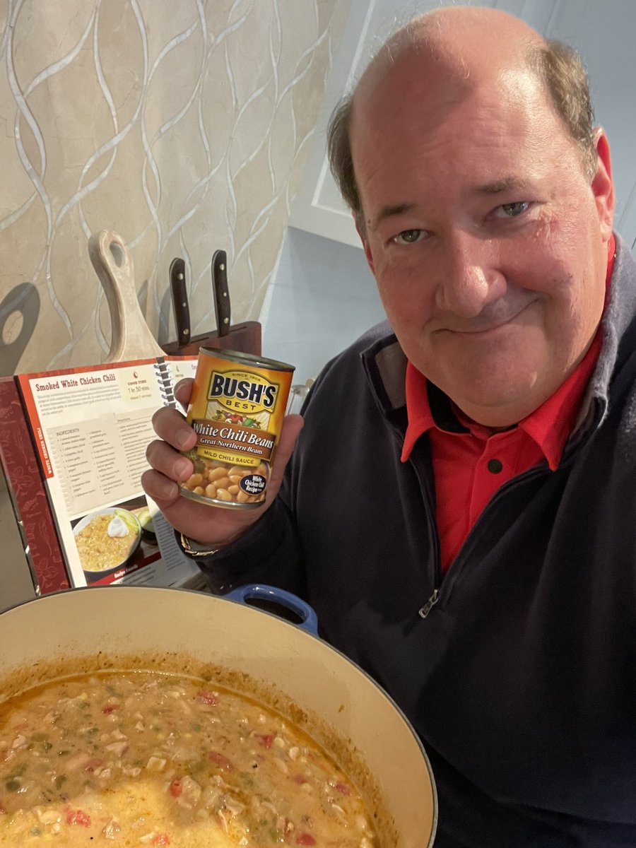BBBaumgartner's tweet image. Hey guys. I’m getting ready for the big game by making the best game day meal – for me, that means chili and the perfect bowl always starts with @BushsBeans. Questions: 1) Who are you rooting for? And 2) What will you be making? #BushsBeansPartner