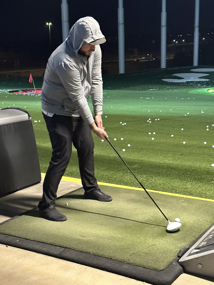 Great time with some of squad! Big things coming in February! #fiber #signaturekeyplays #teambuilding #SQUAD 
<a href="/PhilWhite3612/">Phillip White</a> <a href="/DGraham9514/">Devin Graham</a> <a href="/mattsharrak/">Matthew Sharrak</a> <a href="/BIGBizDecker/">Eric Decker</a> <a href="/jake_kline90/">Jake Kline</a>