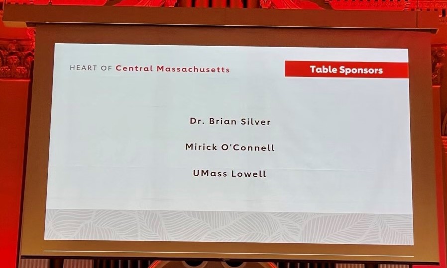 UMassM2D2's tweet photo. Repping @UMassLowell at @AmericanHeartMA Central Mass #heart #stroke event @MechanicsHall @UMassChan @umassmemorial @PamelaMcGuinne3 @MiryamAdelfio @chiaraelia https://t.co/my8KCgCwOG