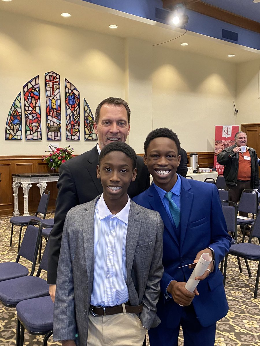 DougShipmanATL's tweet photo. Thank you @StLukes_Atlanta for hosting @Atlanta_Police Deputy Chief Spann and I as part of the community forum

Special thanks to the middle and high schoolers who asked the thoughtful questions https://t.co/62jCDUNVjt
