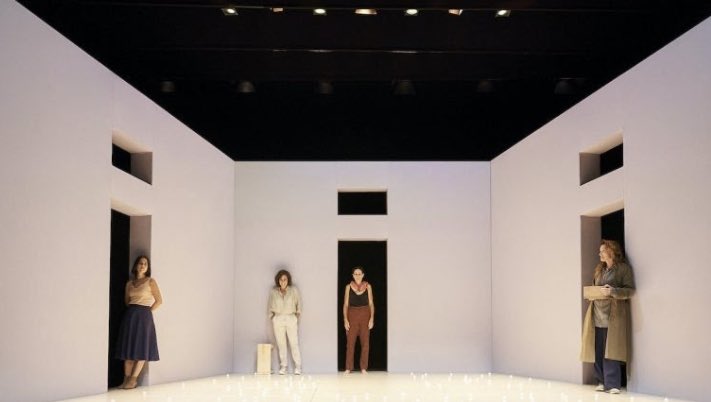 Espectacular #LaTrena de #LaetitiaColombani al @teatrebalaguer . Ple de gom a gom per gaudir d’una gran obra i d’unes excel·lents interpretacions.  #CarlotaOlcina @clara_segura @CristinaGenebat i <a href="/martixmarco/">marta marco</a>