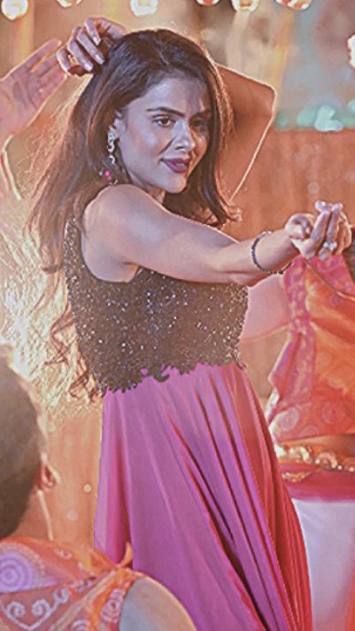 FatejoX's tweet photo. A literal QUEEN more then anything Priyanka definitely won a million hearts and she’s truly a WINNER FOR US.Keep shining the way you are and never change a thing about yourself for anyone✨❤️👑

#bb16 #BiggBoss #BiggBoss16 #bb16Queenpriyanka #PriyankaChaharChaudhary https://t.co/xN7PM6XWkS