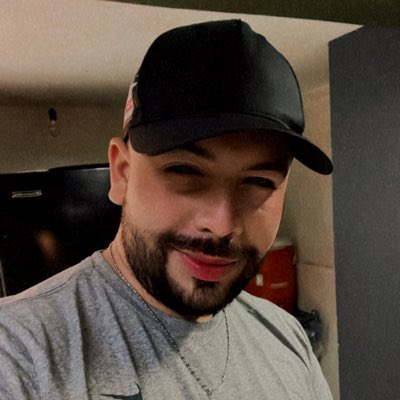 SteveRDG's tweet photo. #NuevaFotoDePerfil https://t.co/56R0Sw1oOM