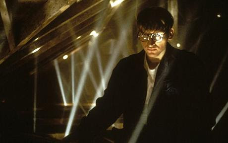 SetTheTape's tweet photo. Happy birthday to Christopher Eccleston, who's appeared in film and TV like 28 Days Later, Shallow Grave, The Second Coming, and Thor: The Dark World. Though he might be best known for bringing Doctor Who back to TV!

https://t.co/wgA2GYlsiA

#HappyBirthday #ChristopherEccleston https://t.co/hk1VyMcebw