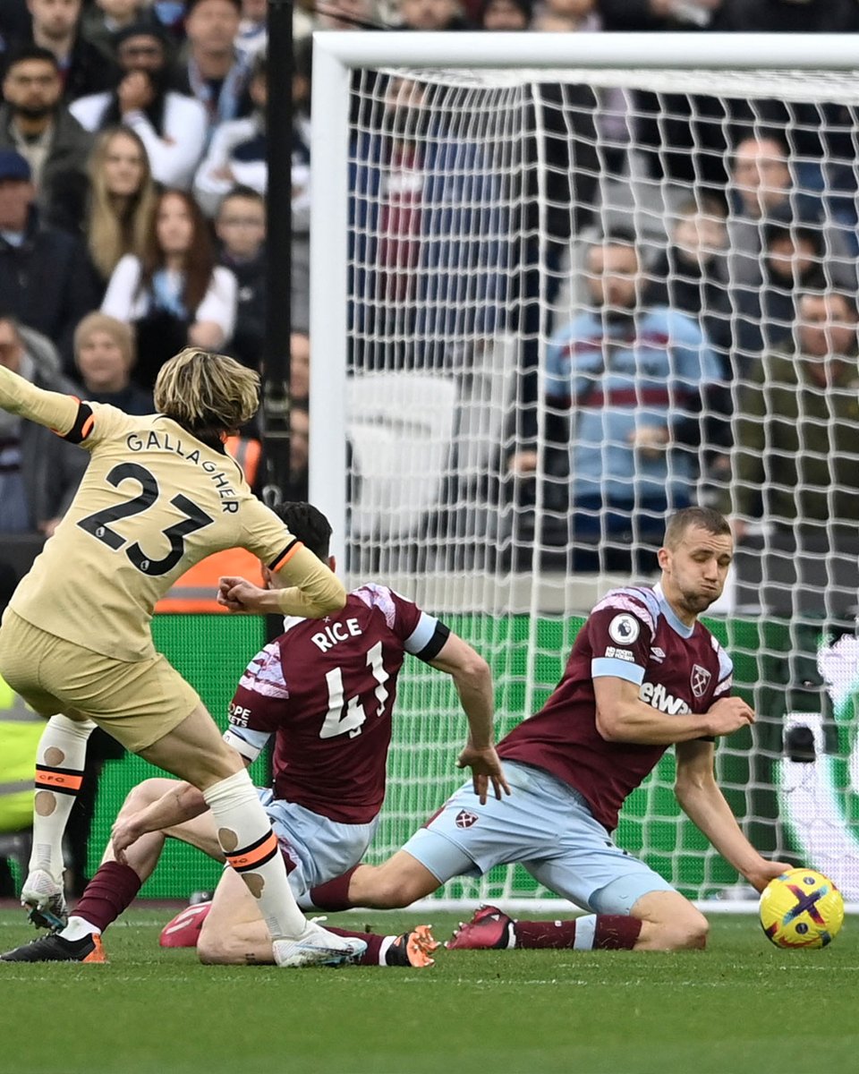 westhamfootball's tweet photo. Chelsea v Newcastle compared to West Ham v Chelsea.  The Premier League has since explained why a penalty wasn't given, as the PGMOL have claimed that because the hand that the ball struck was the 'the hand that broke the fall', a Soucek a spot-kick should not have been given. https://t.co/YajWvzXfie