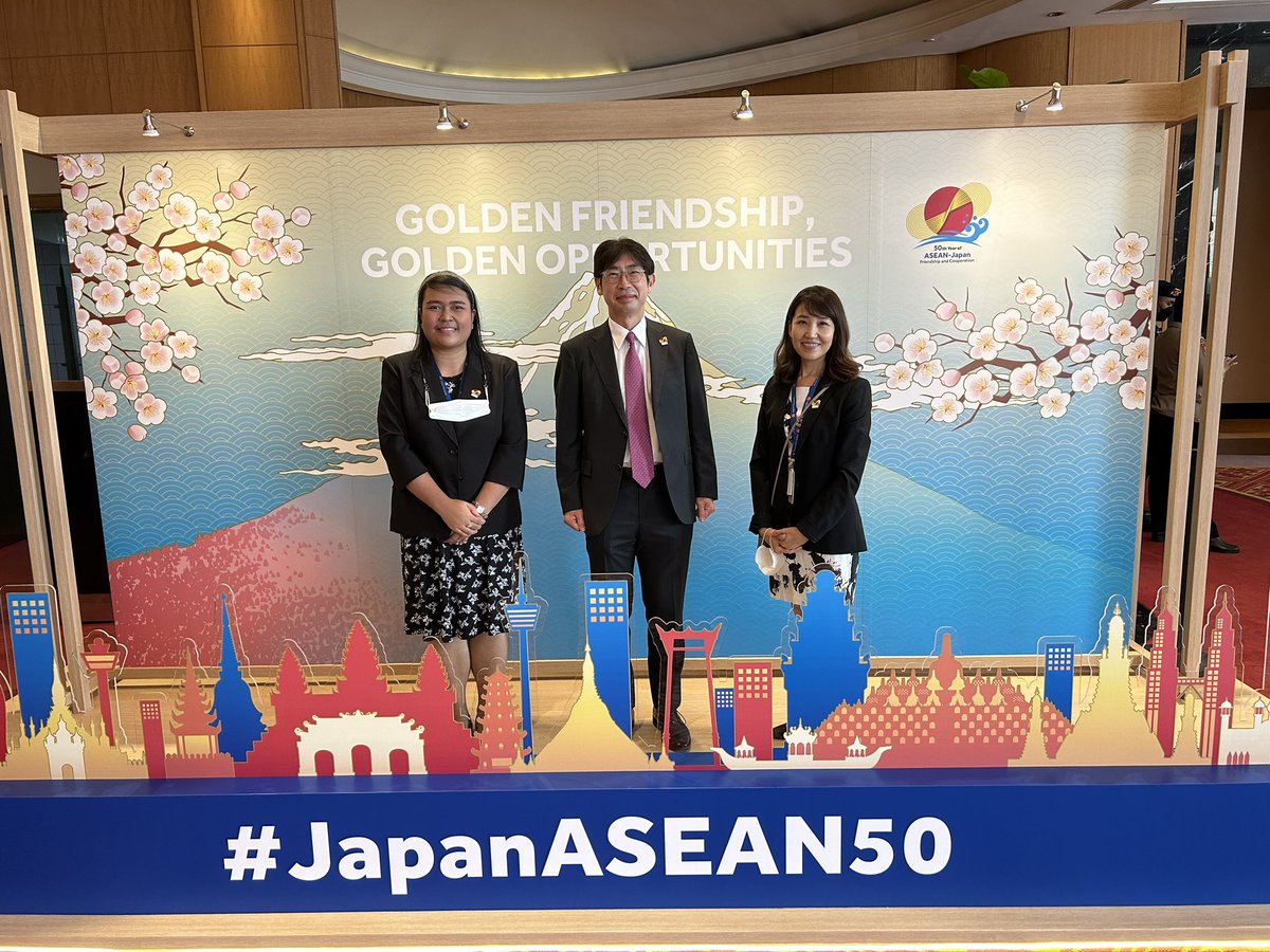 amb_japan_asean's tweet photo. ASEAN-Japan Commemorative Symposium will begin in an hour’s time.
Please join us online!
https://t.co/OHgWXVD6Qp https://t.co/Z5vY7Pxshl