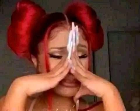fidelvillanuevx's tweet photo. Ya no puedo esperar masssssss #Rihanna https://t.co/agqzhYjEYD