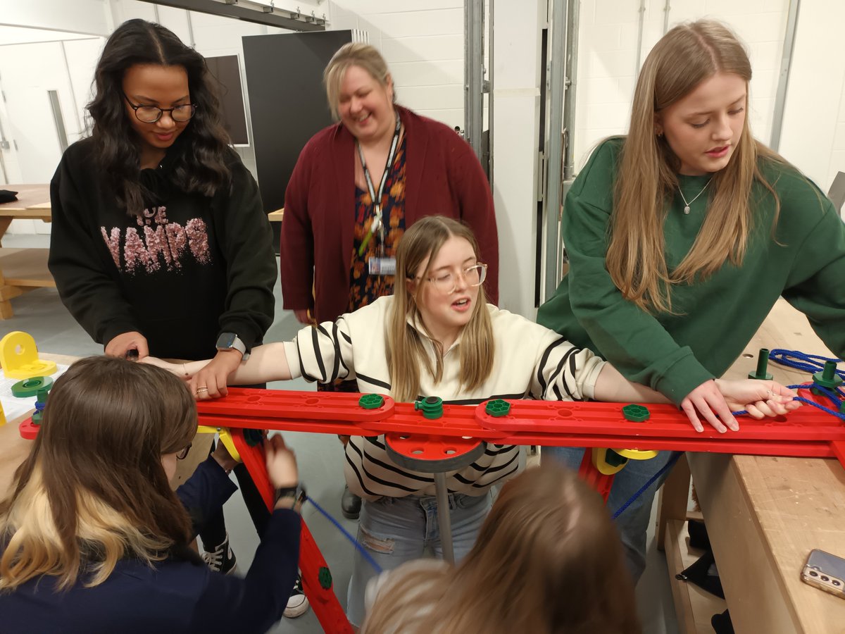 UHI_EngTech's tweet photo. We were glad to host @DingwallAcademy &amp; @alnessacad for the final workshop to our STEM Equity Project with @skillsdevscot. Our Project Lead, Jack M McIntyre &amp; Mentors led pupils though a fun tour of our campus, bookmarked with a civil engineering bridge building challenge! #STEM https://t.co/18N9R5rfAM
