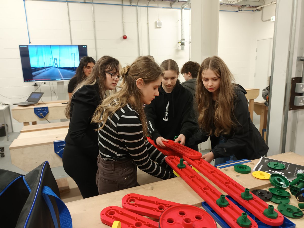 UHI_EngTech's tweet photo. We were glad to host @DingwallAcademy &amp; @alnessacad for the final workshop to our STEM Equity Project with @skillsdevscot. Our Project Lead, Jack M McIntyre &amp; Mentors led pupils though a fun tour of our campus, bookmarked with a civil engineering bridge building challenge! #STEM https://t.co/18N9R5rfAM