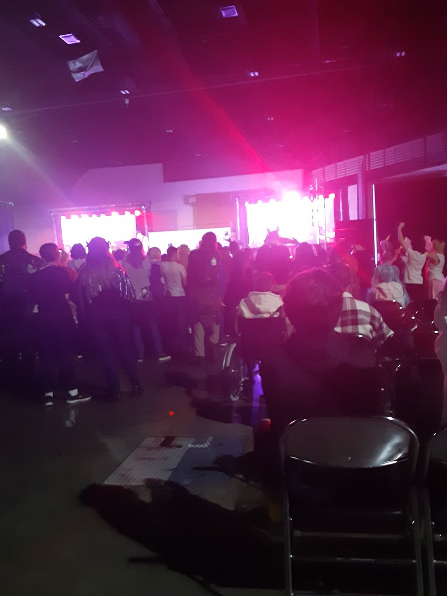 LanaLegion's tweet photo. Saturday night as Mei from overwatch and @LivingTombstone concert, thanks again for playing my faves! https://t.co/EyUZ6ojsRe
