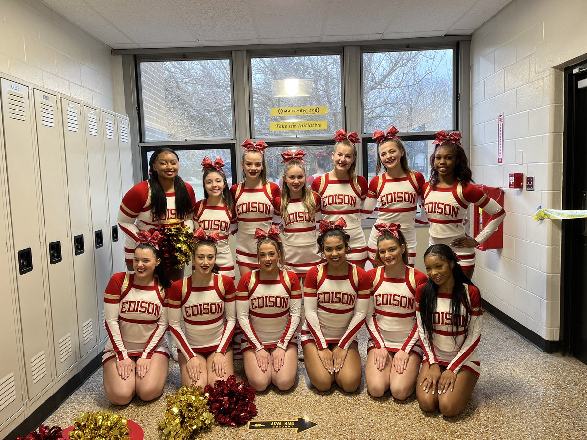 CoachGregoire's tweet image. F I V E • P E R F O R M A N C E S 
✌🏻 T E A M S 
FIVE • ☝🏻 PLACE • TROPHIES 
A great weekend to be an EAGLE! Congratulations Varsity and JV on an amazing two days! #roadtostates #crushingit @Edison_HS @EHSSouthside @msyocumEHS