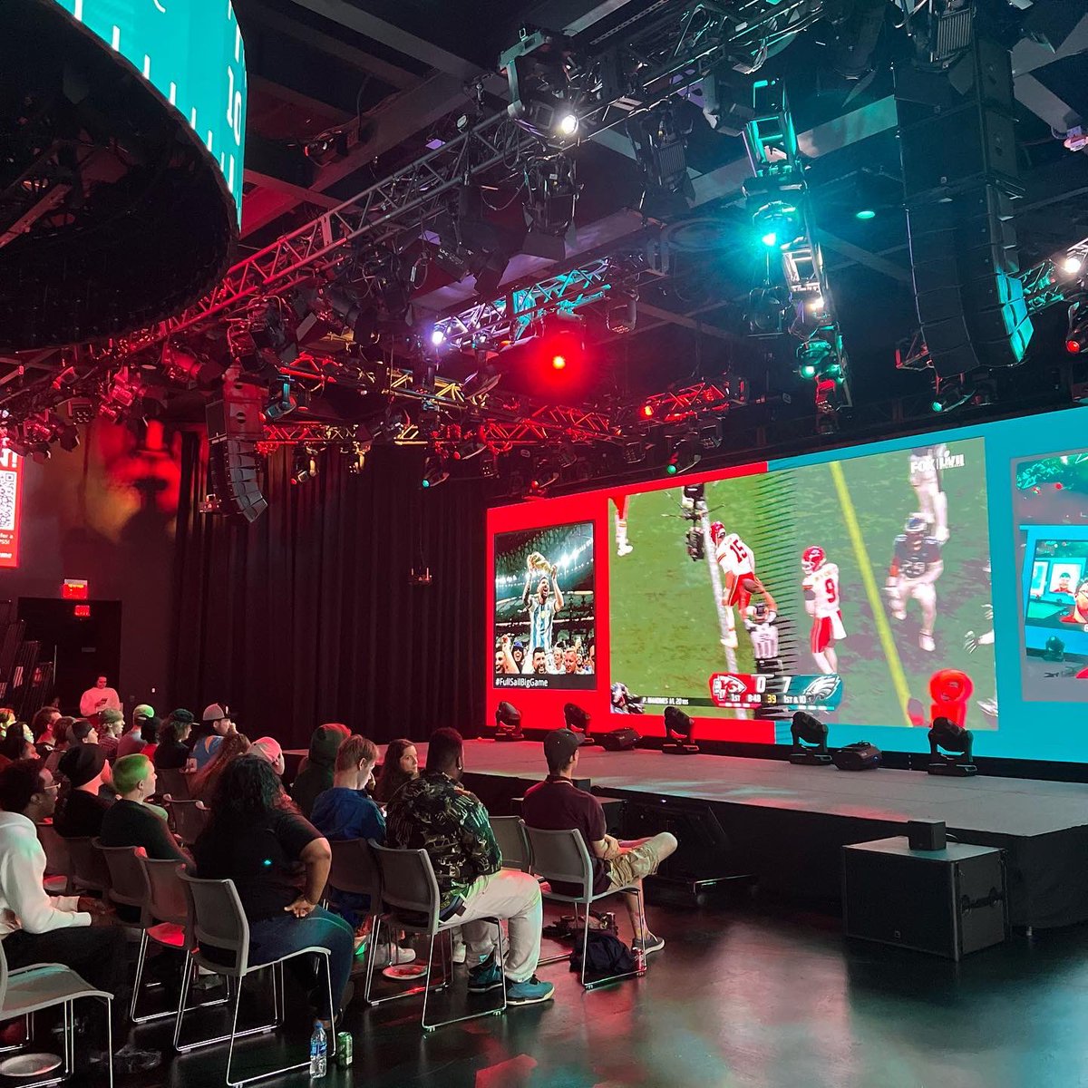 ConnectSCA's tweet photo. Thanks to everyone who came out to watch the Super Bowl tonight🏈
Shoutout to SCA, Education, and Marketing for a great event!
#fullsail #connectsca #fsnation https://t.co/ovhOKz6479