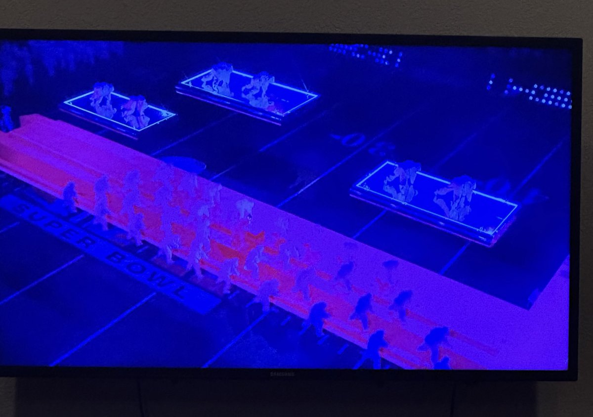 elliswes's tweet image. bro??