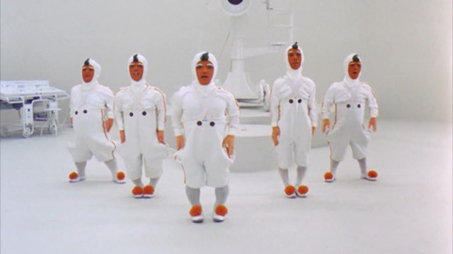 DrakeW's tweet image. Hey Rihanna where did you get this idea ?  #SuperBowl