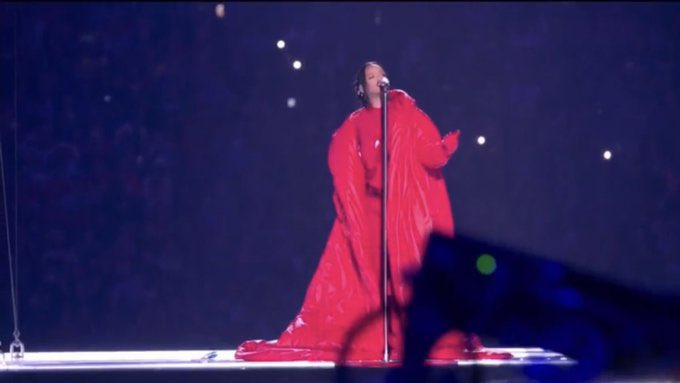 choquei's tweet photo. NOTAS PARA O SHOW DA RIHANNA NO #SuperBowl https://t.co/ULca4v7pip